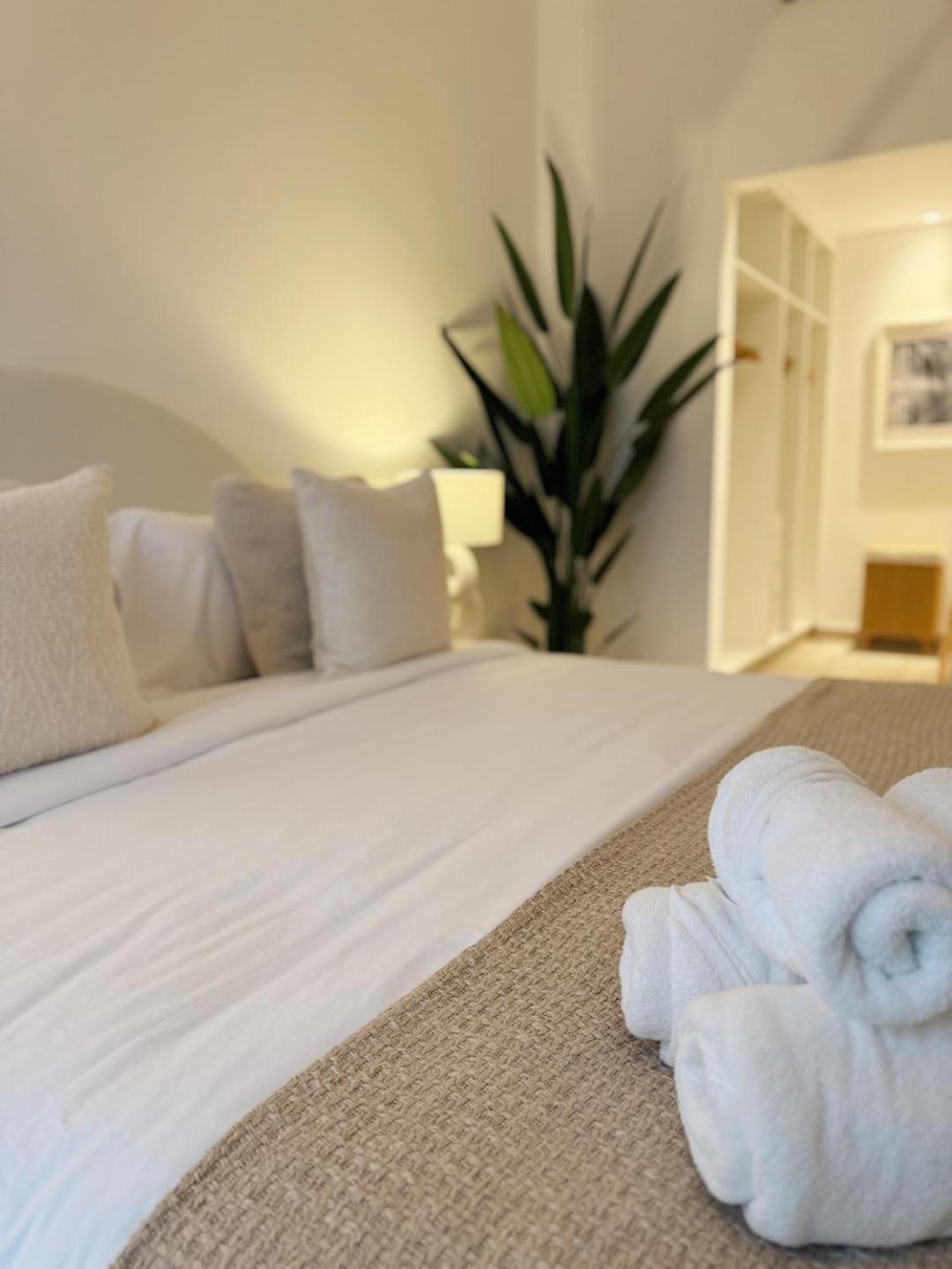Apartment Otolo Homes 2 Bedroom Apartment Including Free Yas Theme Park Tickets Abu Dhabi