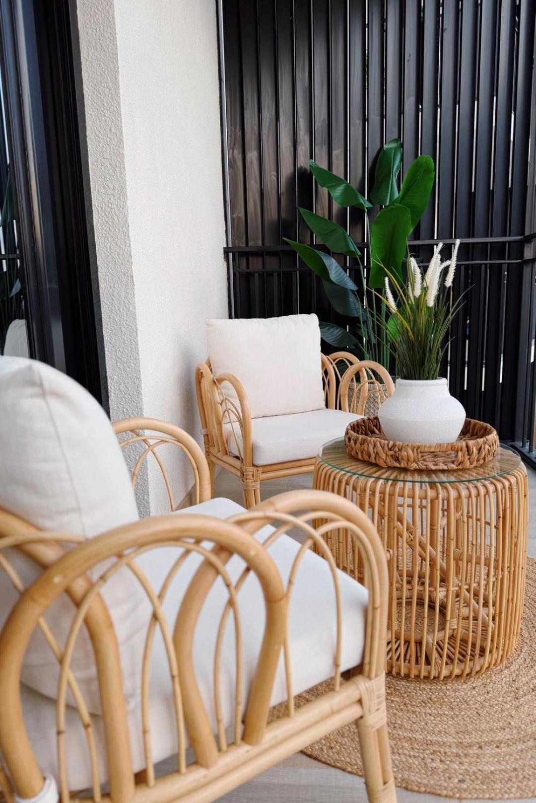 Otolo Homes 2 Bedroom Apartment Including Free Yas Theme Park Tickets