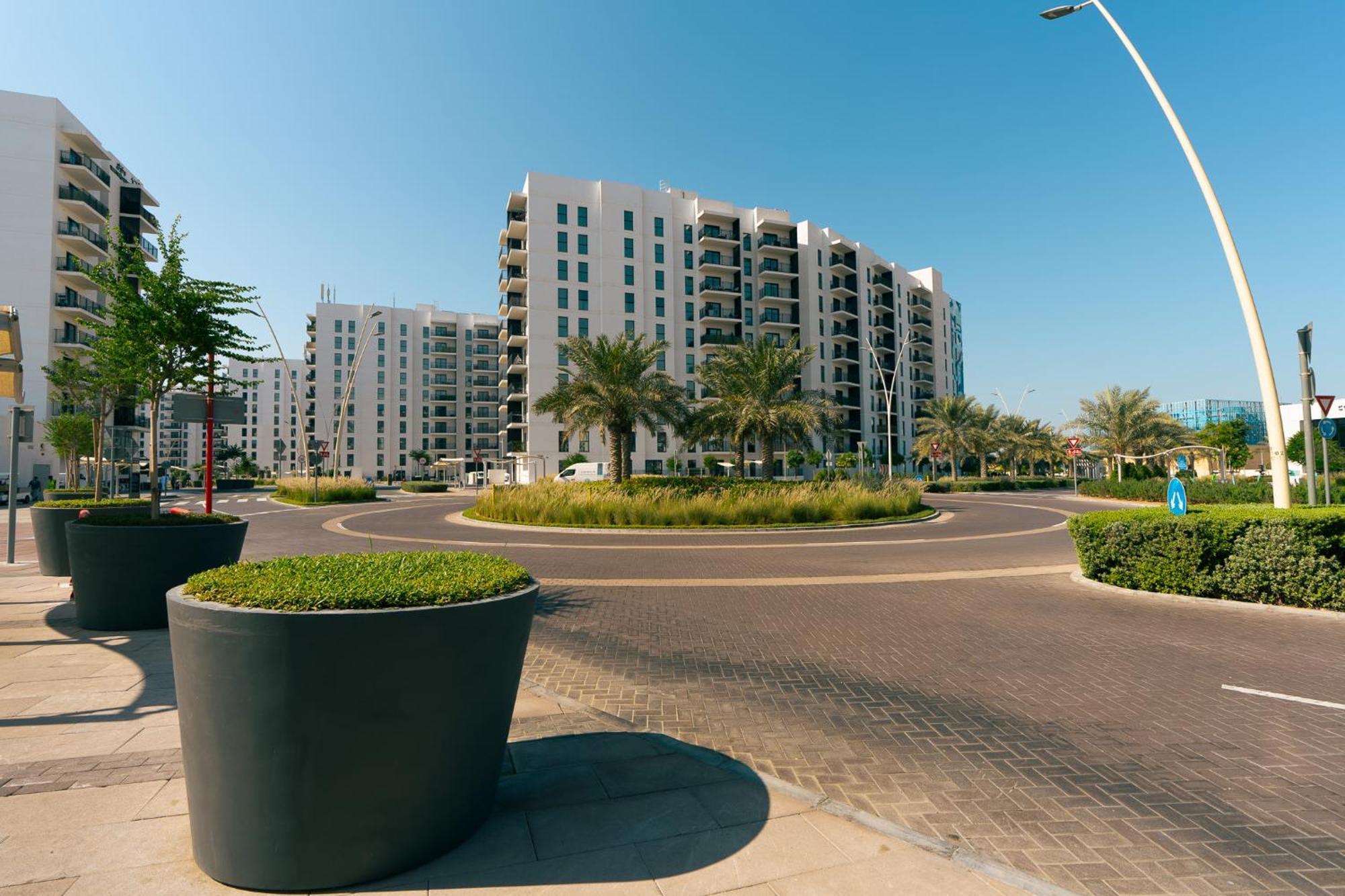 Apartment Otolo Homes 2 Bedroom Apartment Including Free Yas Theme Park Tickets