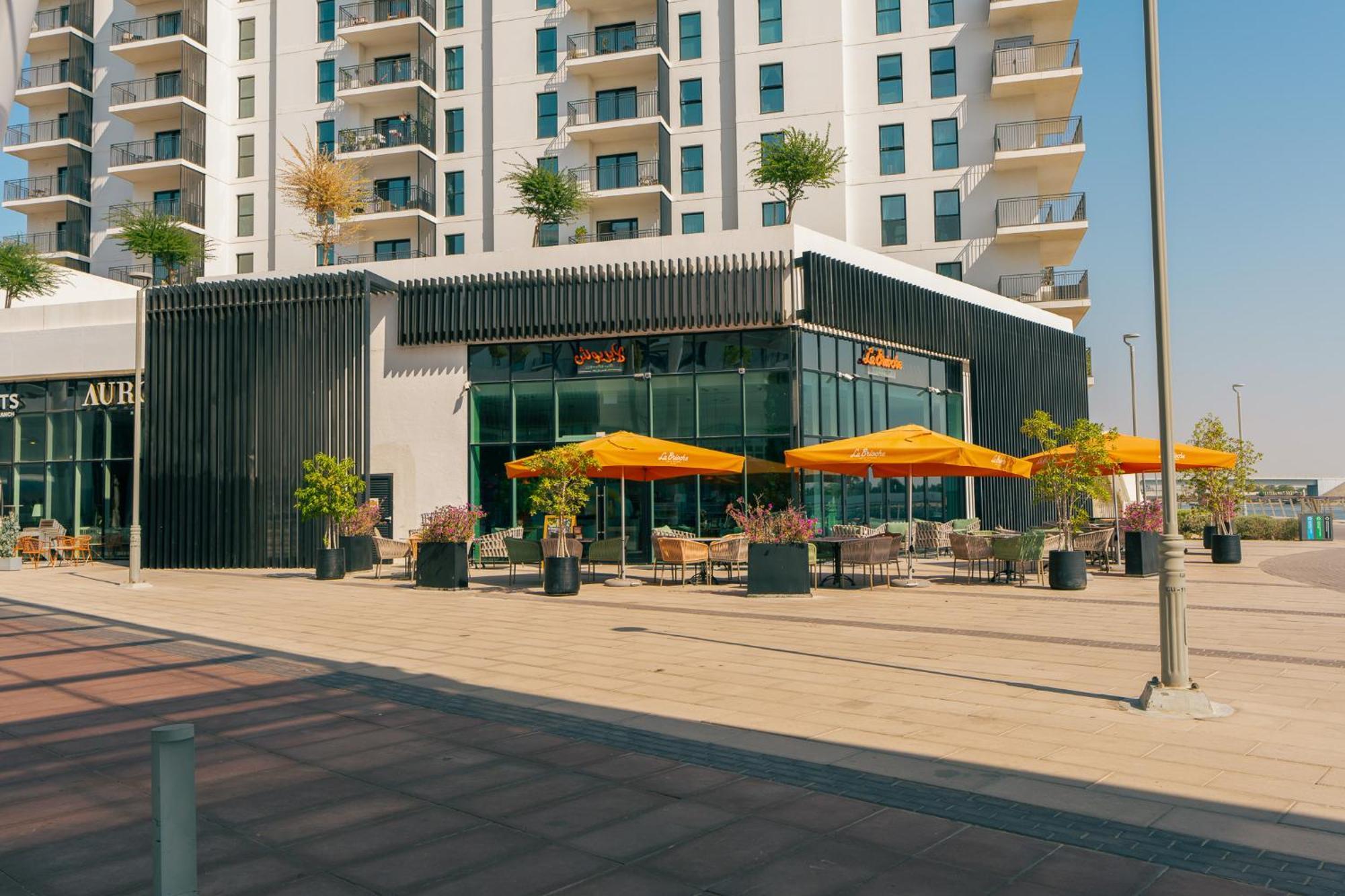 Apartment Otolo Homes 2 Bedroom Apartment Including Free Yas Theme Park Tickets *