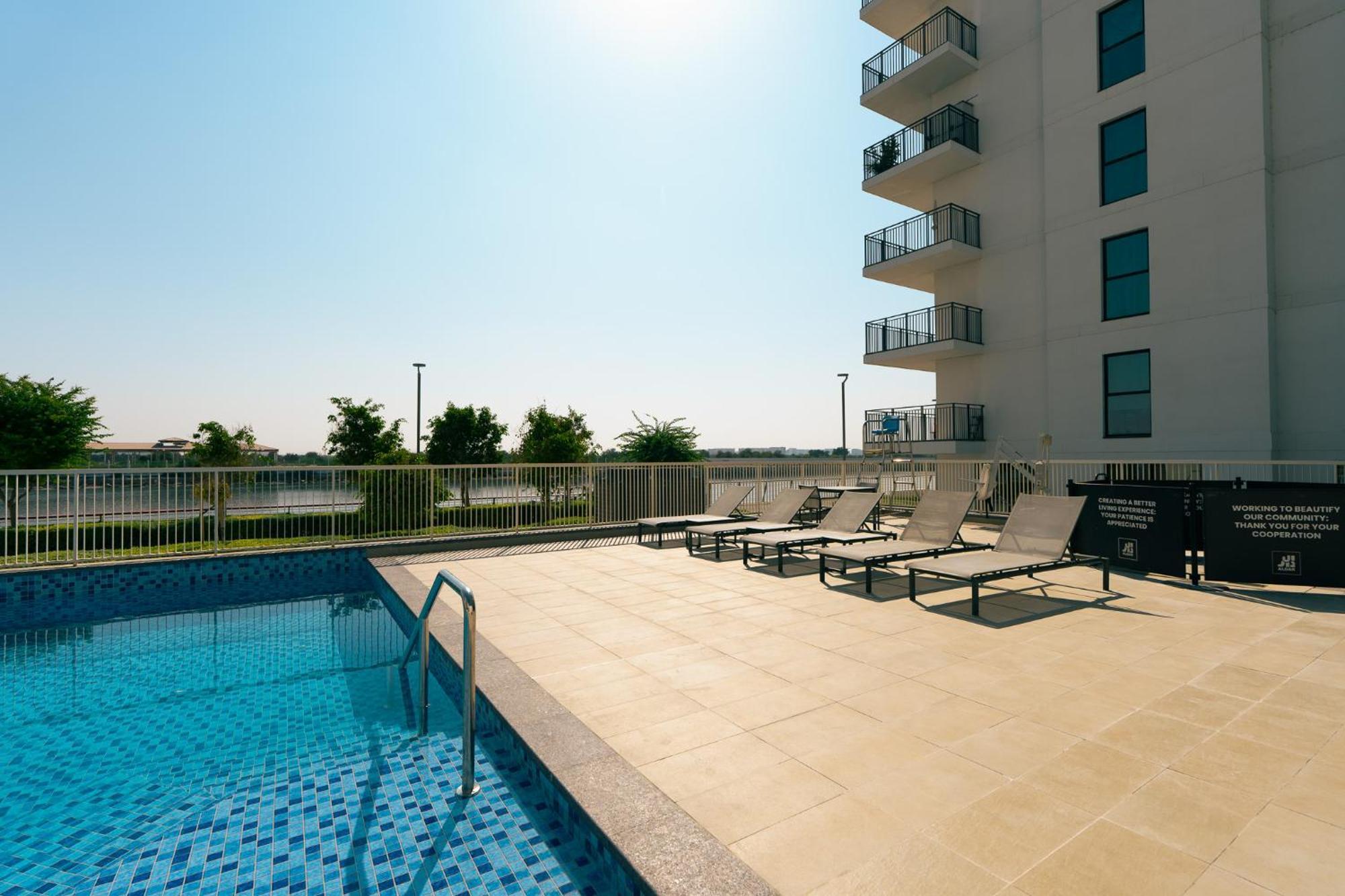 Otolo Homes 2 Bedroom Apartment Including Free Yas Theme Park Tickets *